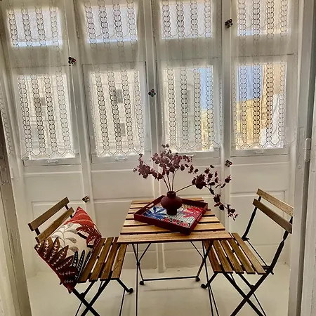 Lilac - Authentic Shared Maltese Guest house *